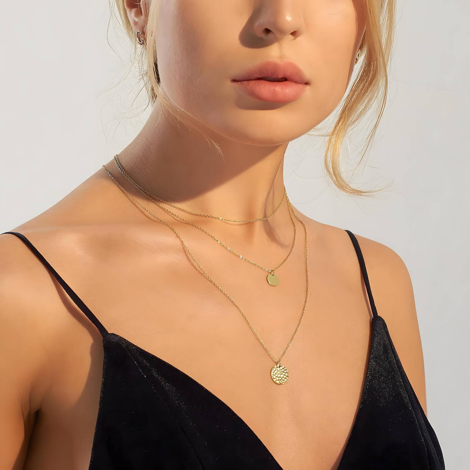 Glozzo Discs layered Necklace
