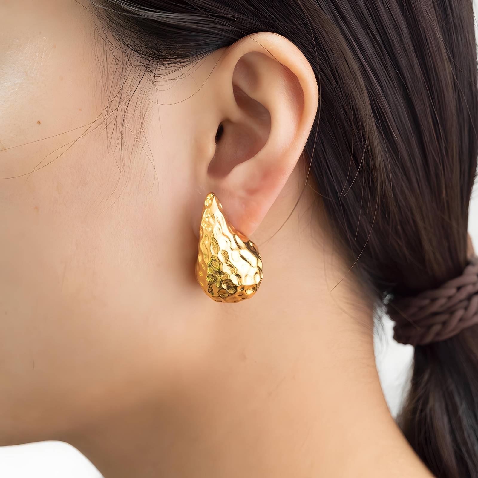 Glozzo Teardrop Earrings