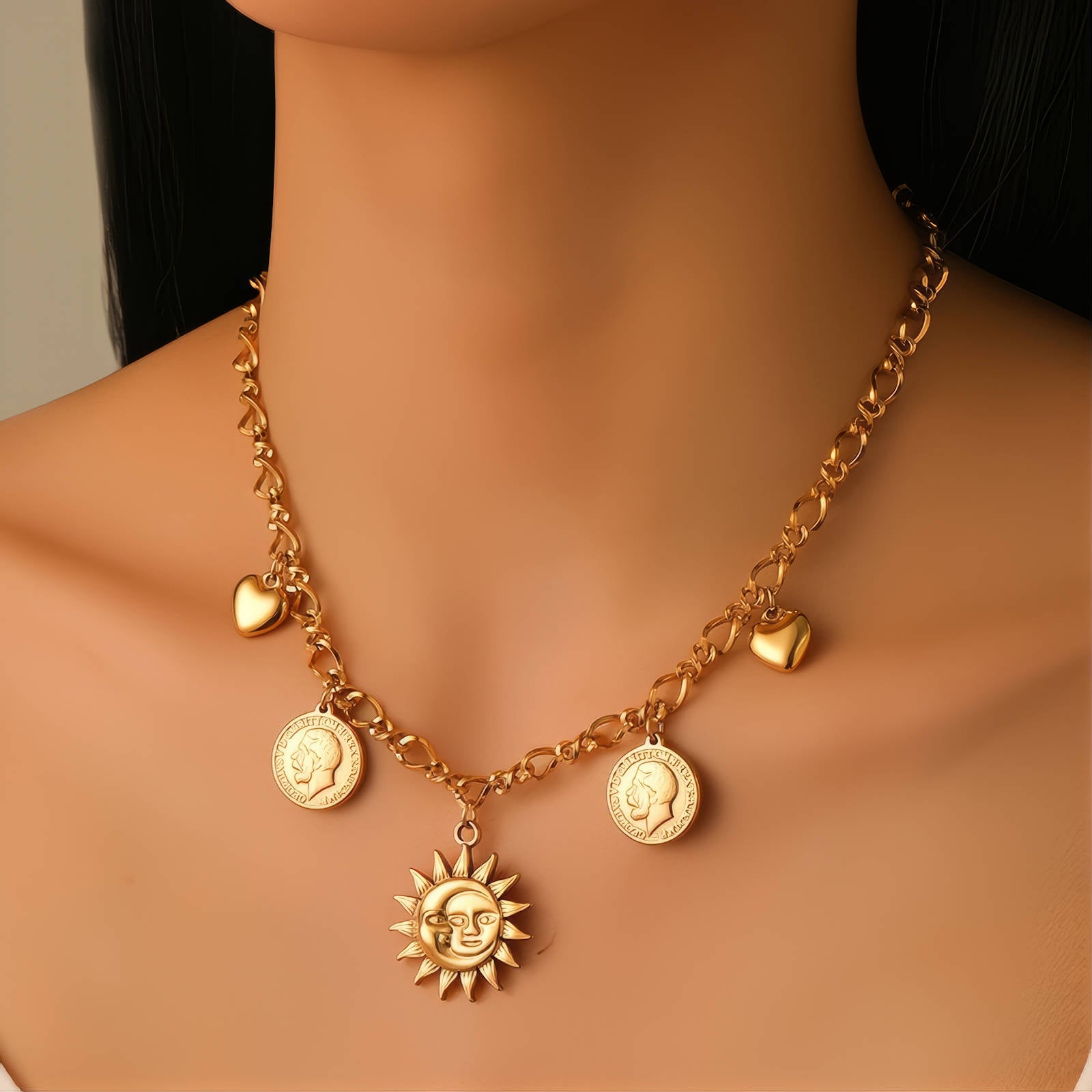Glozzo Sun Necklace