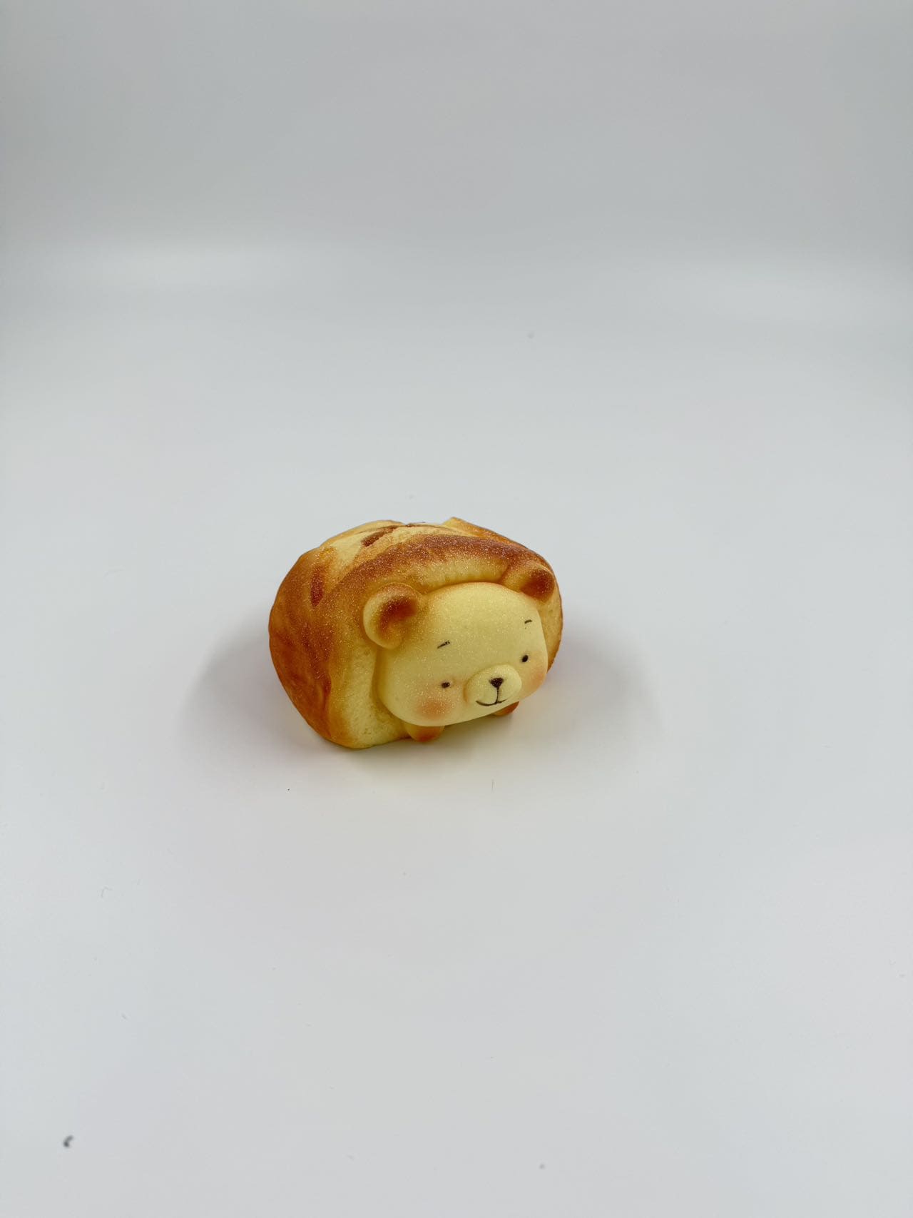 Bear-shaped bread squishy toy